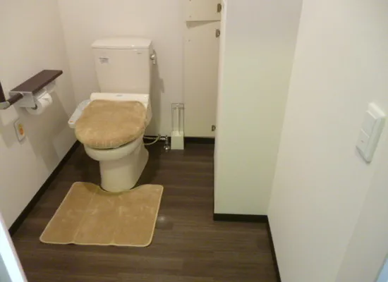 リリーフモア北野(サービス付き高齢者向け住宅)の画像(9)居室（トイレ）